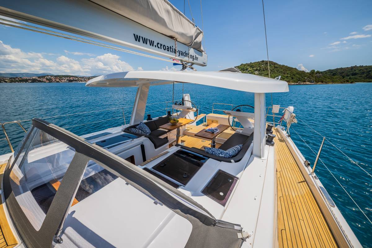 Hanse 588, Oceanelle | Yacht Charter Croatia