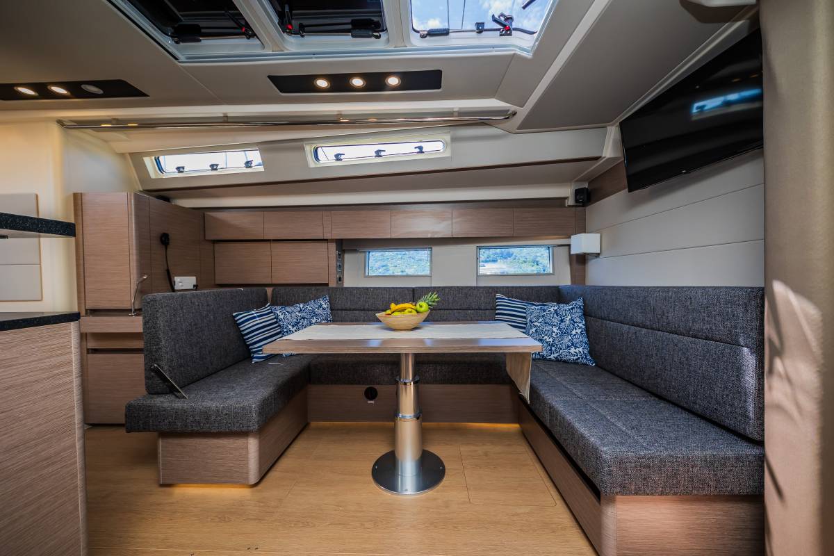 Hanse 588, Oceanelle | Yacht Charter Croatia