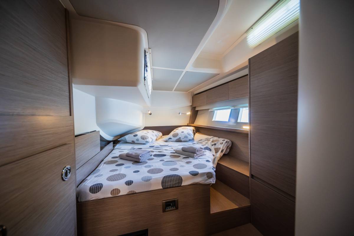 Hanse 588, Oceanelle | Yacht Charter Croatia