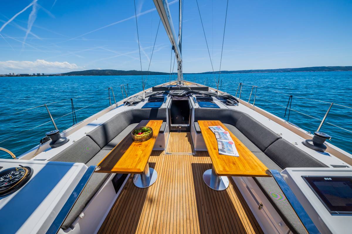 Hanse 588, Eywa | Yacht Charter Croatia