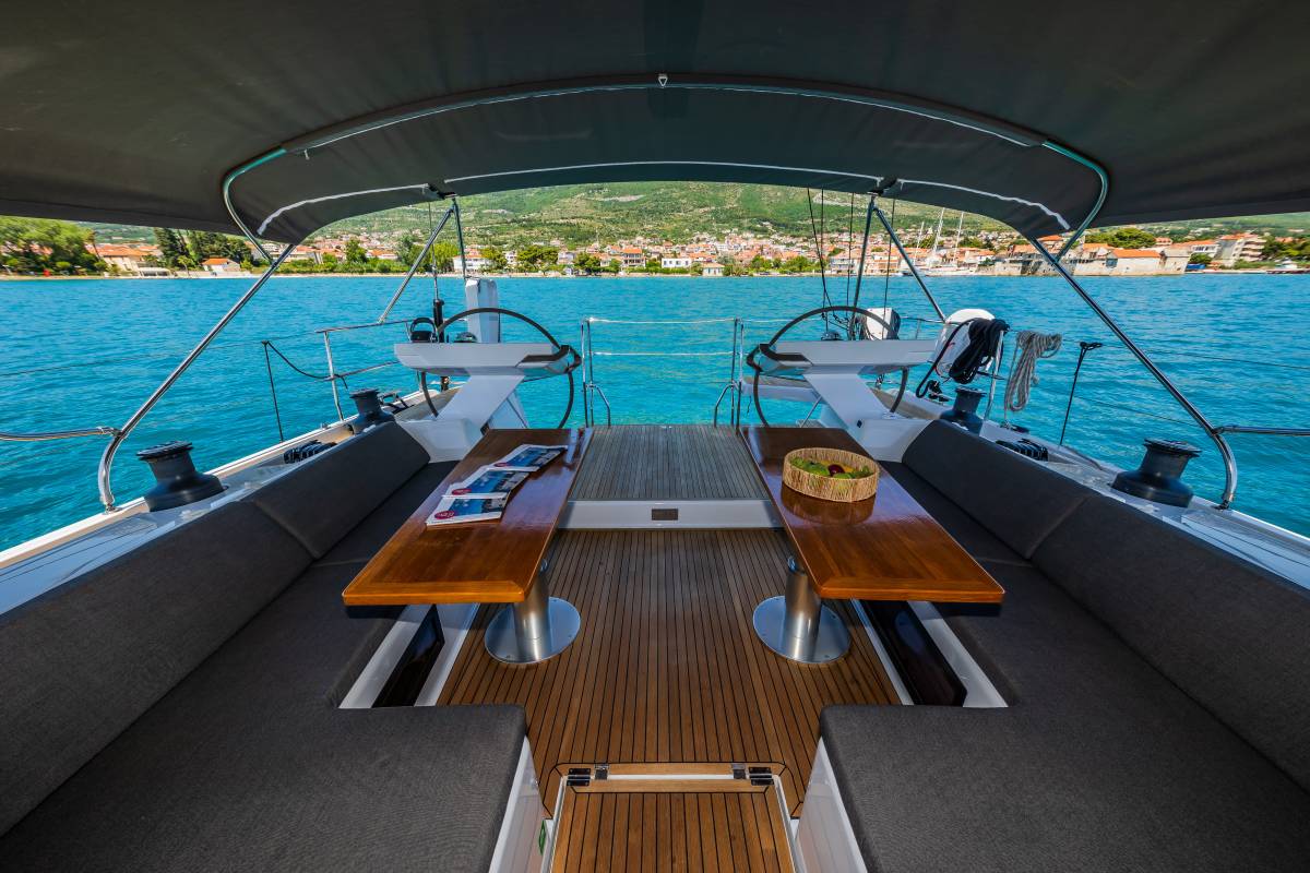 Hanse 588, Eywa | Yacht Charter Croatia