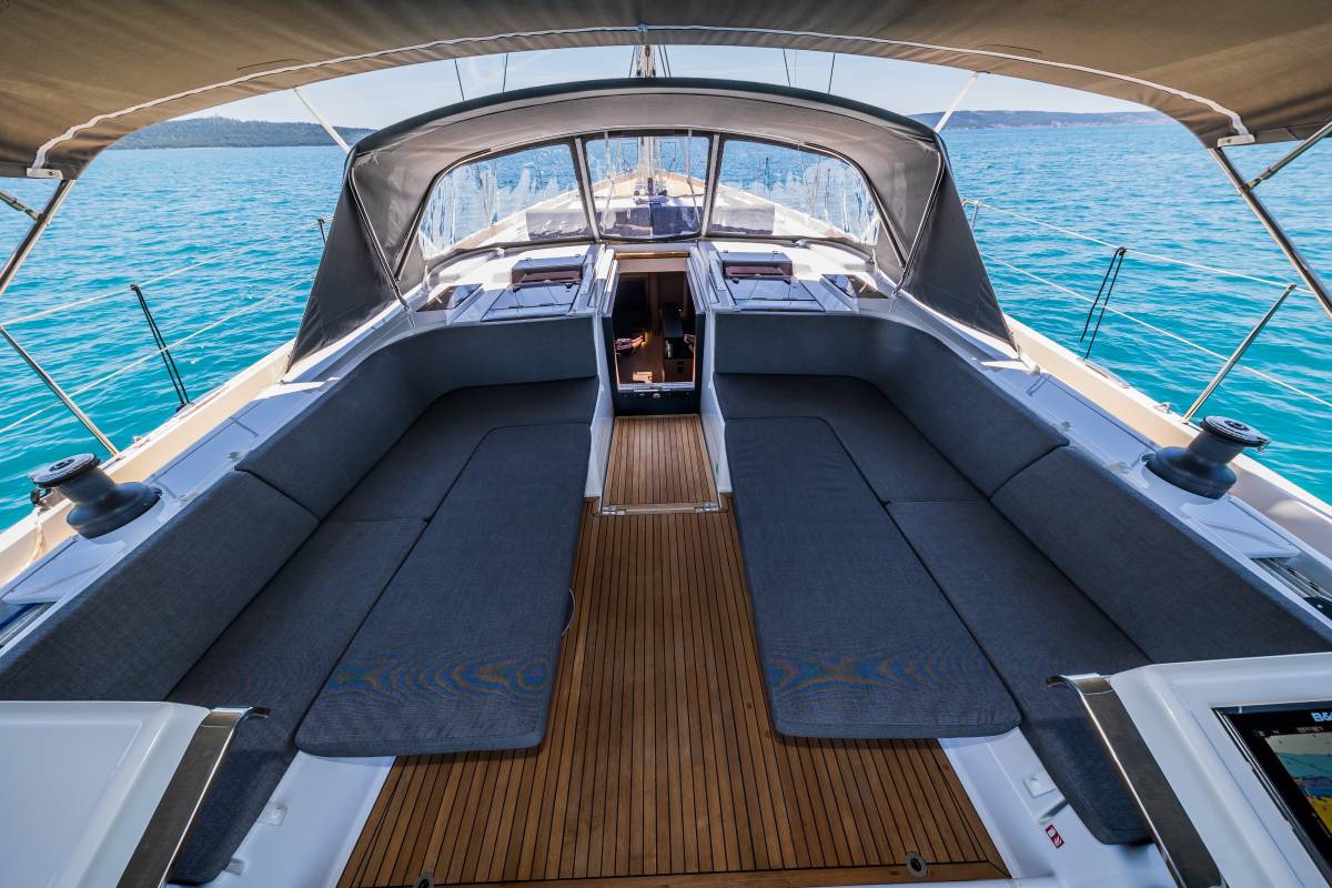 Hanse 588, Eywa | Yacht Charter Croatia
