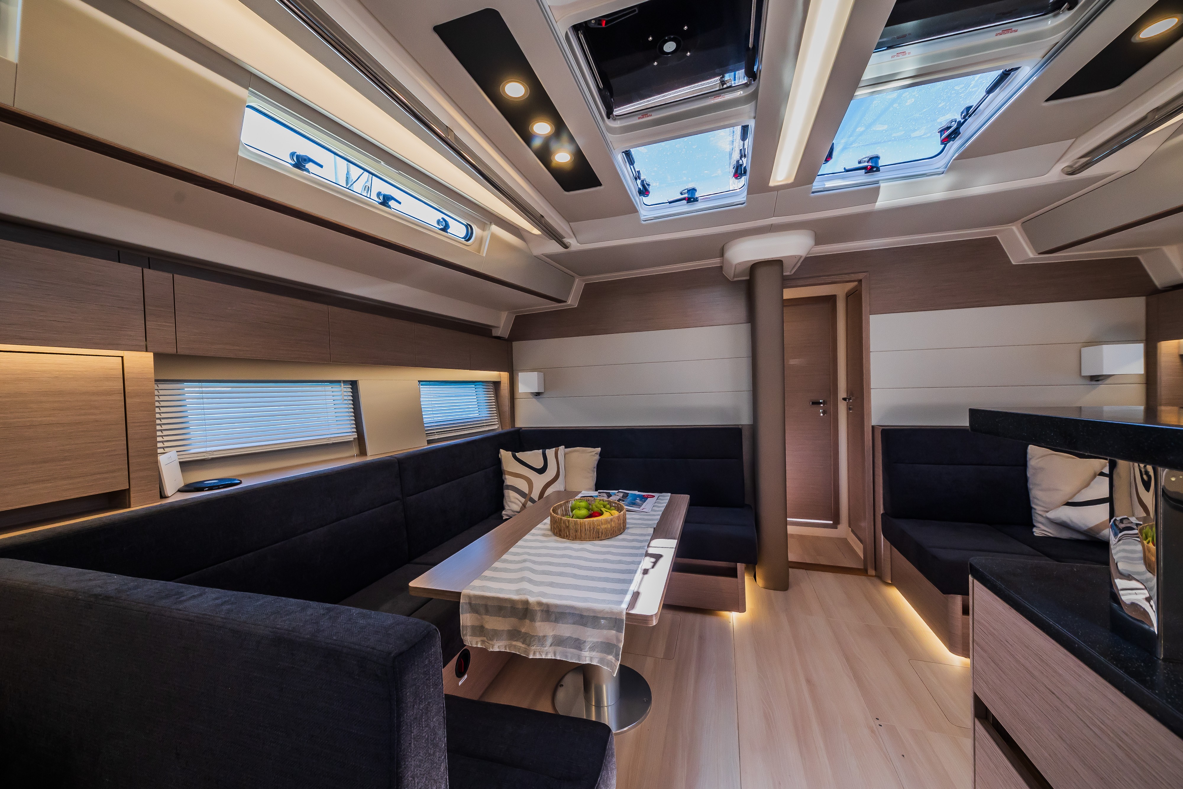 Hanse 588, Eywa | Yacht Charter Croatia