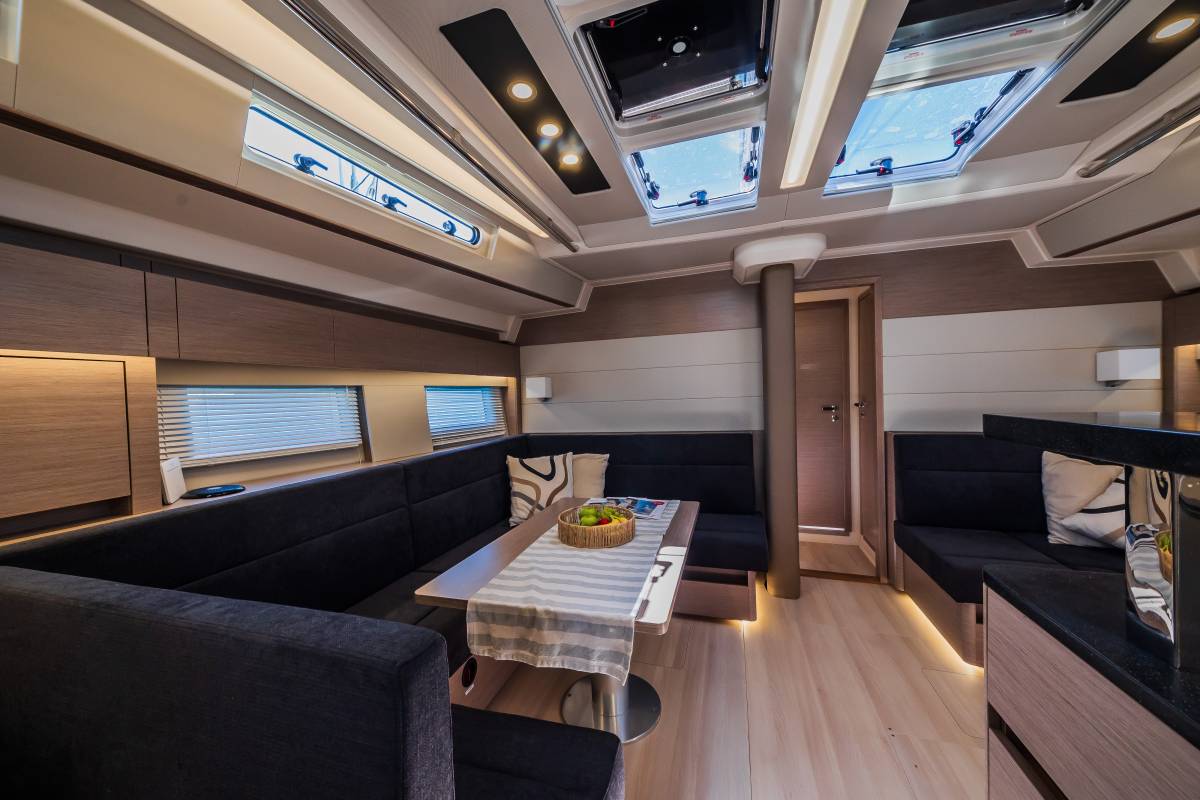 Hanse 588, Eywa | Yacht Charter Croatia