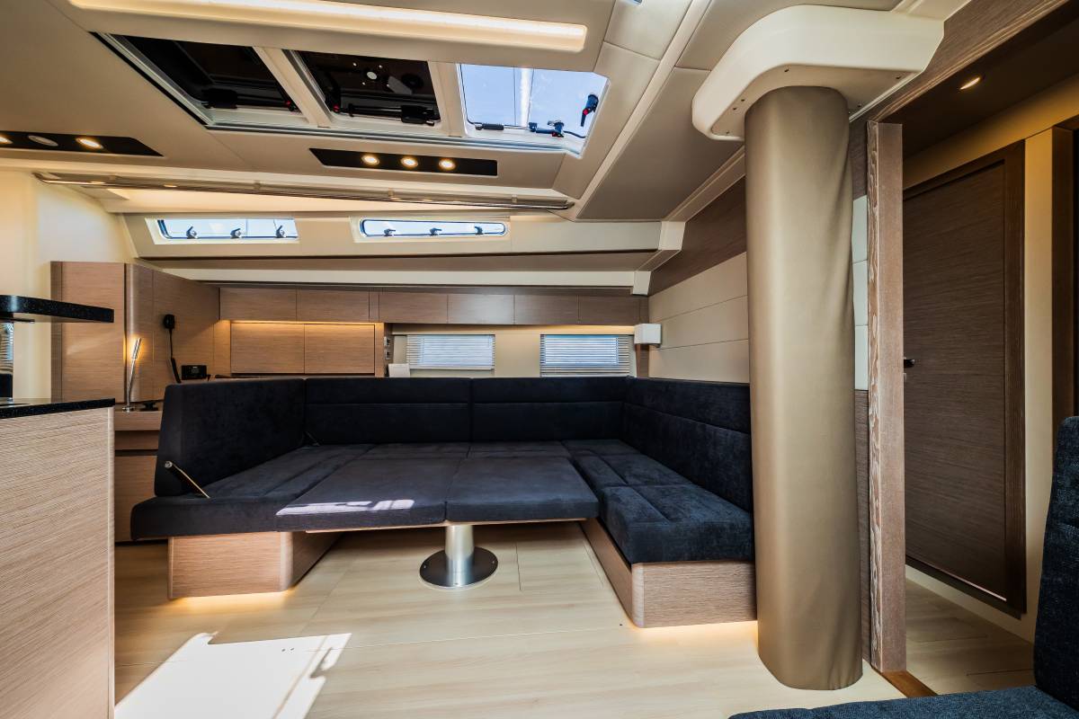Hanse 588, Eywa | Yacht Charter Croatia