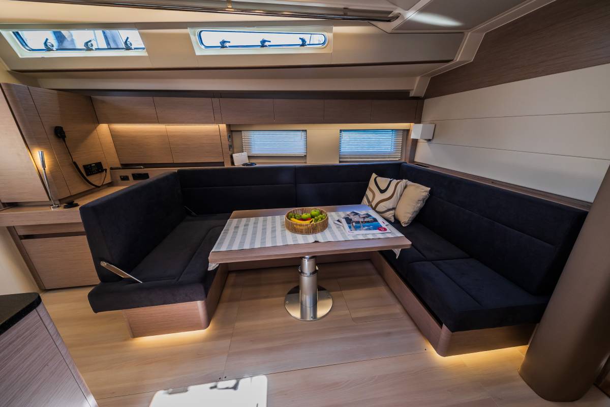 Hanse 588, Eywa | Yacht Charter Croatia