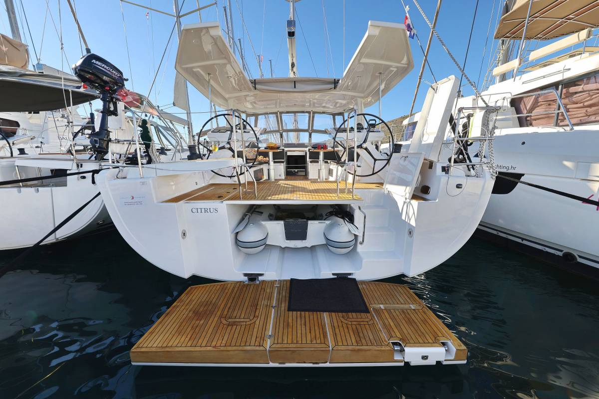 Hanse 588, Citrus | Yacht Charter Croatia
