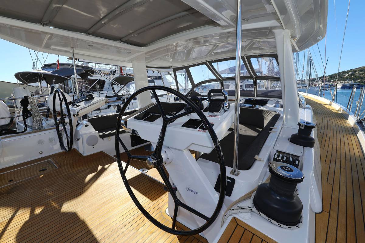 Hanse 588, Citrus | Yacht Charter Croatia