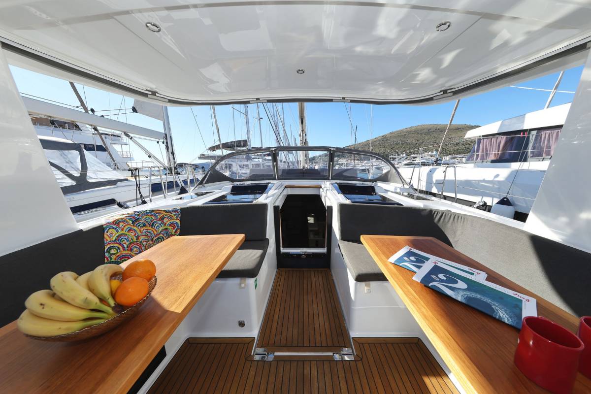 Hanse 588, Citrus | Yacht Charter Croatia