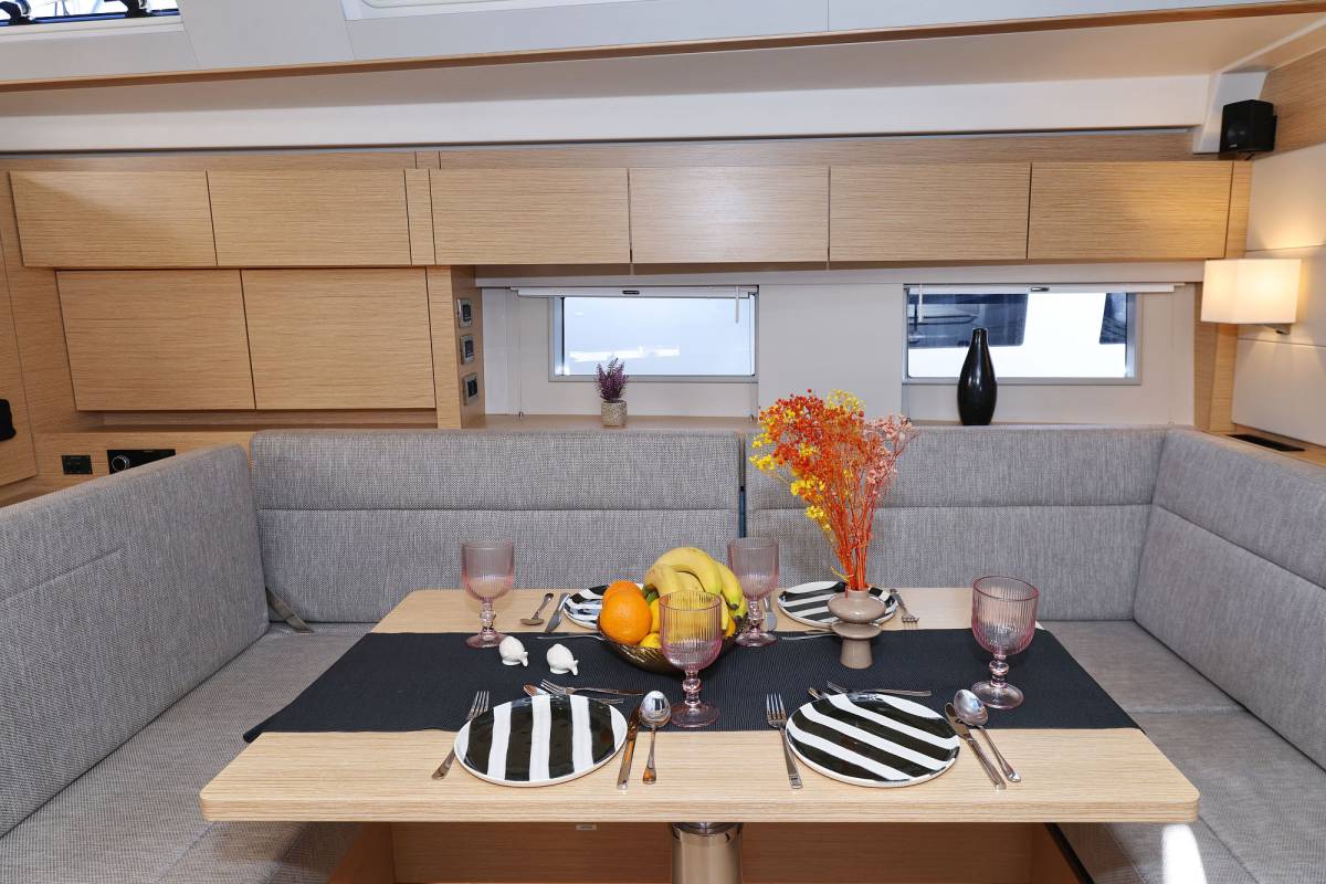 Hanse 588, Citrus | Yacht Charter Croatia