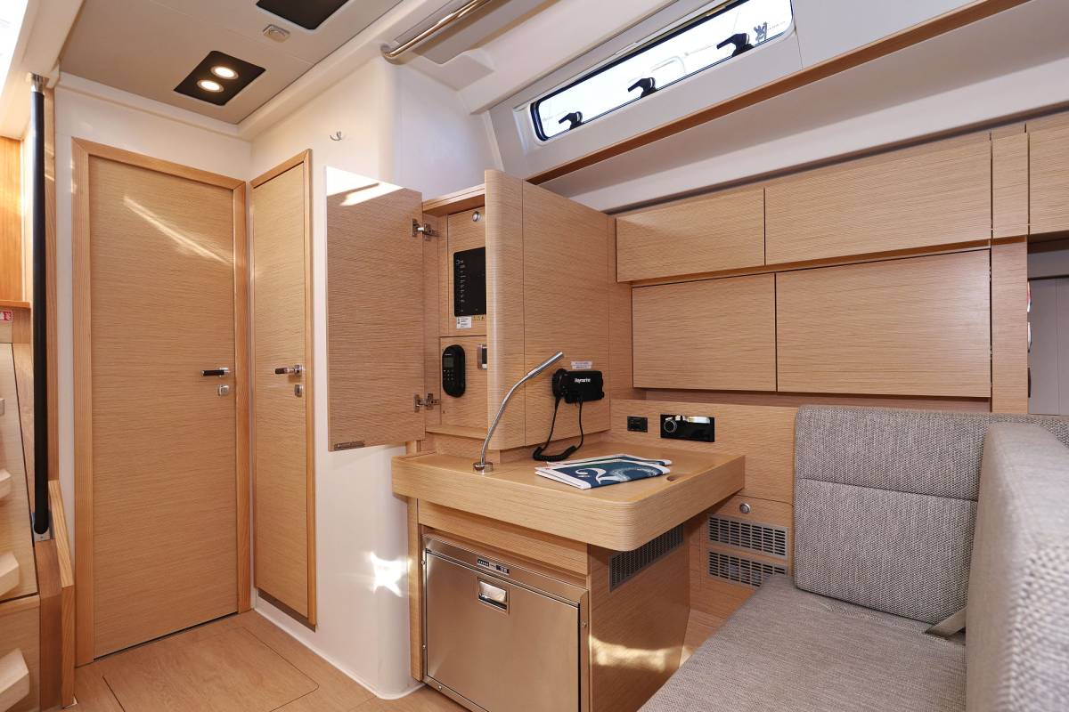 Hanse 588, Citrus | Yacht Charter Croatia
