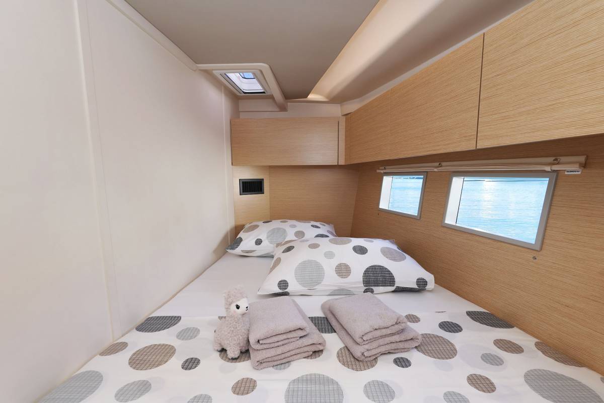 Hanse 588, Citrus | Yacht Charter Croatia