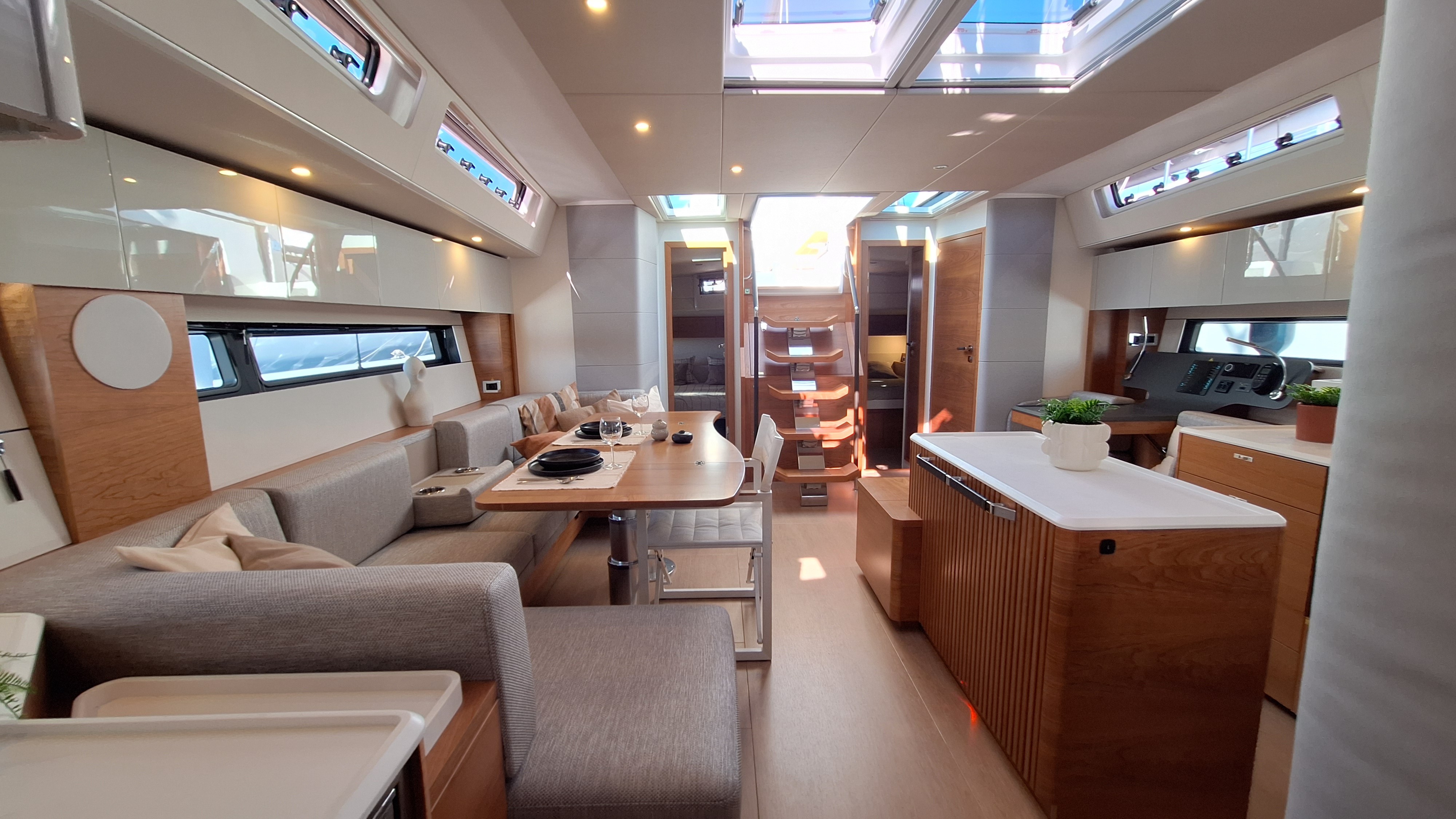 Hanse 590, Volare | Yacht Charter Croatia