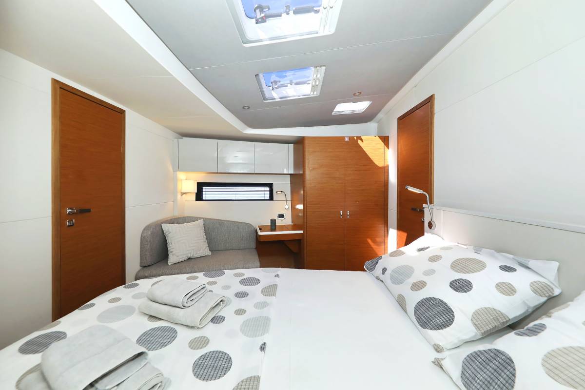Hanse 590, Volare | Yacht Charter Croatia