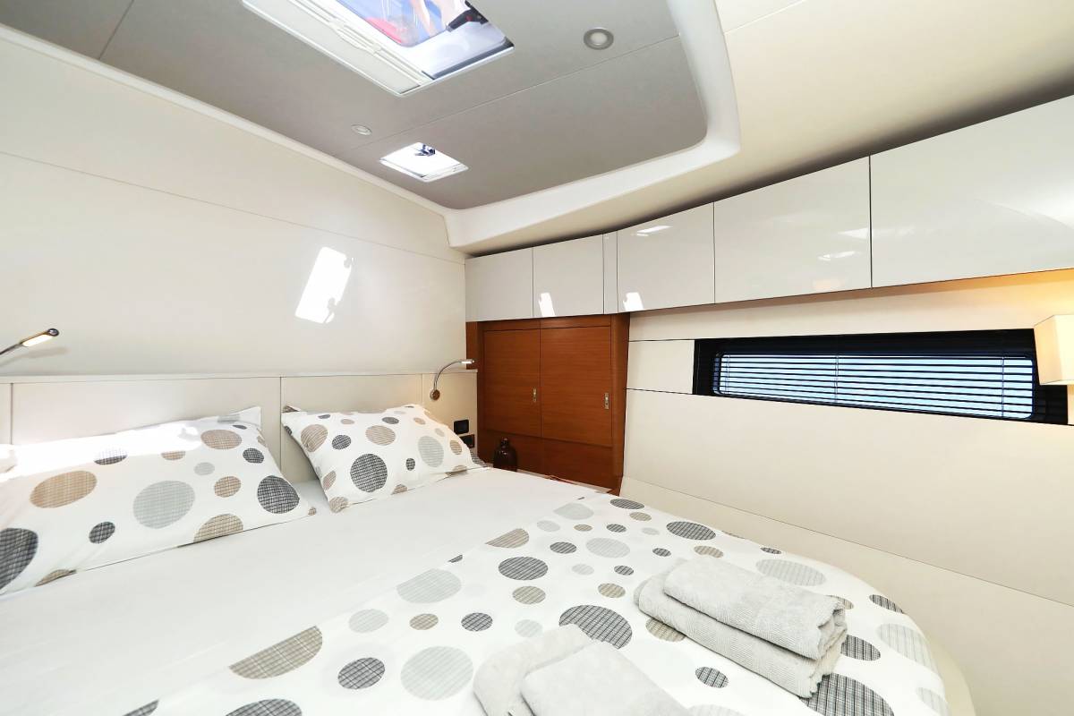 Hanse 590, Volare | Yacht Charter Croatia