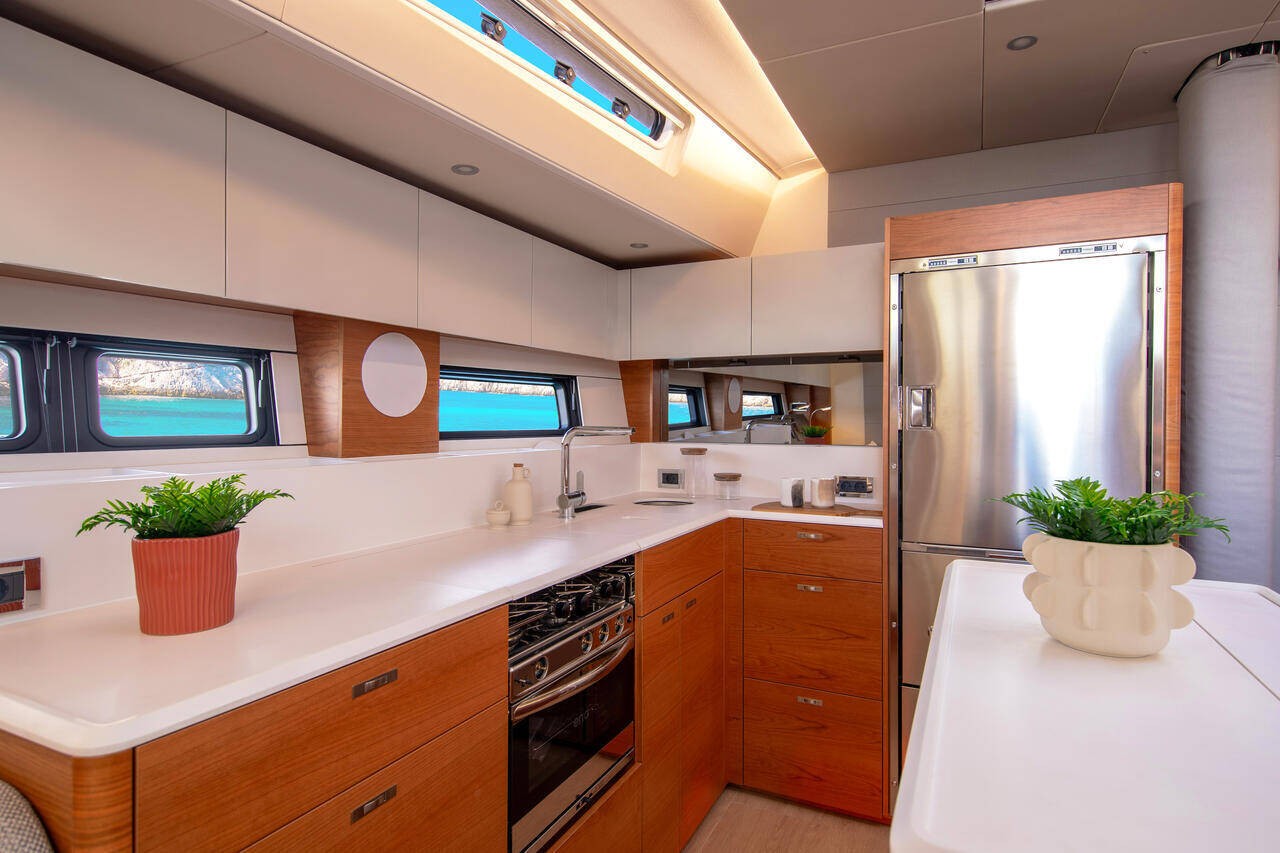 Hanse 590, Art R | Yacht Charter Croatia