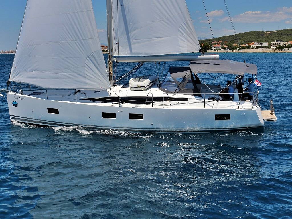 Jeanneau 54, Mystic Dreams | Yacht Charter Croatia