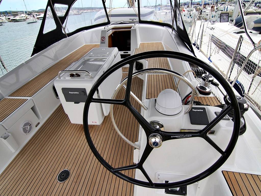 Jeanneau 54, Mystic Dreams | Yacht Charter Croatia