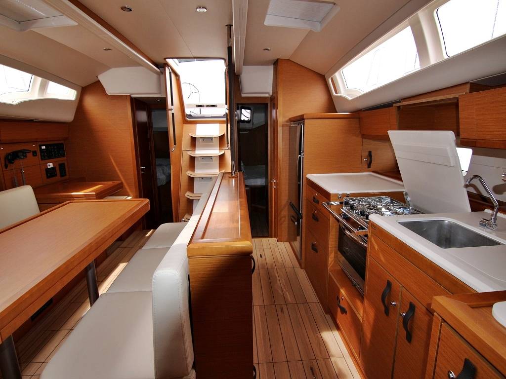 Jeanneau 54, Mystic Dreams | Yacht Charter Croatia