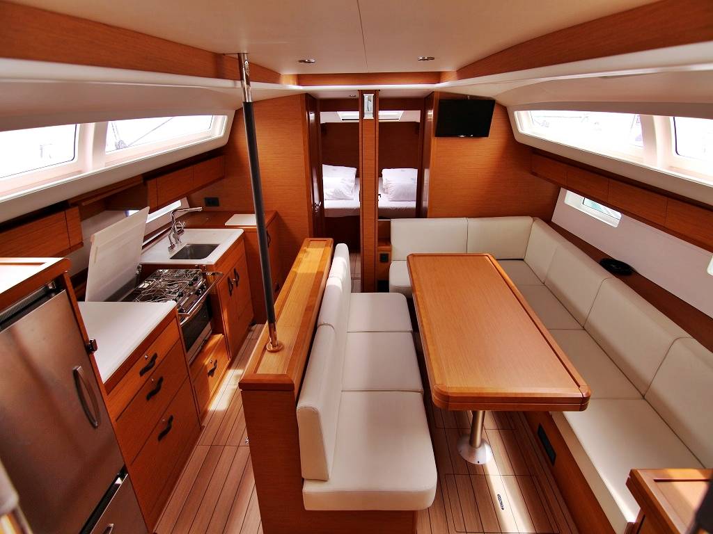 Jeanneau 54, Mystic Dreams | Yacht Charter Croatia