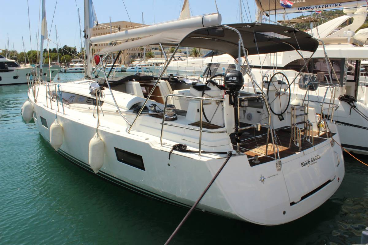 Jeanneau 54, Blue Angel | Yacht Charter Croatia