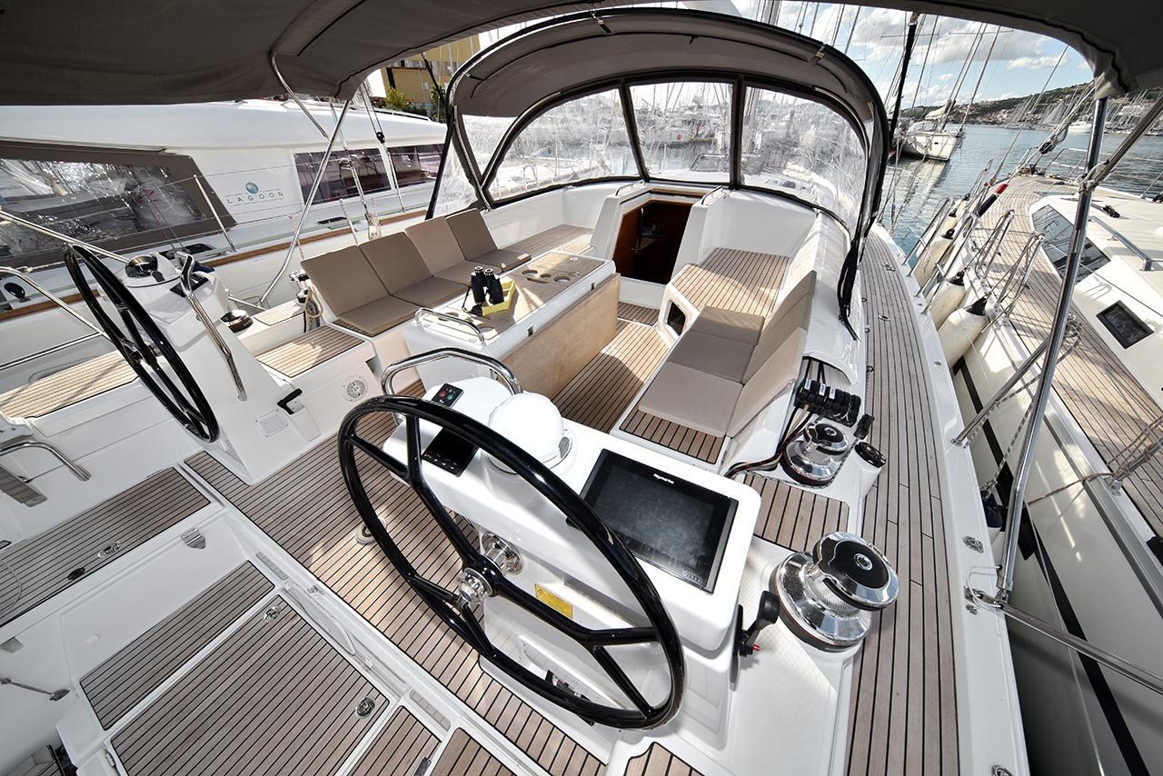 Jeanneau 54, Mary-Lu | Yacht Charter Croatia