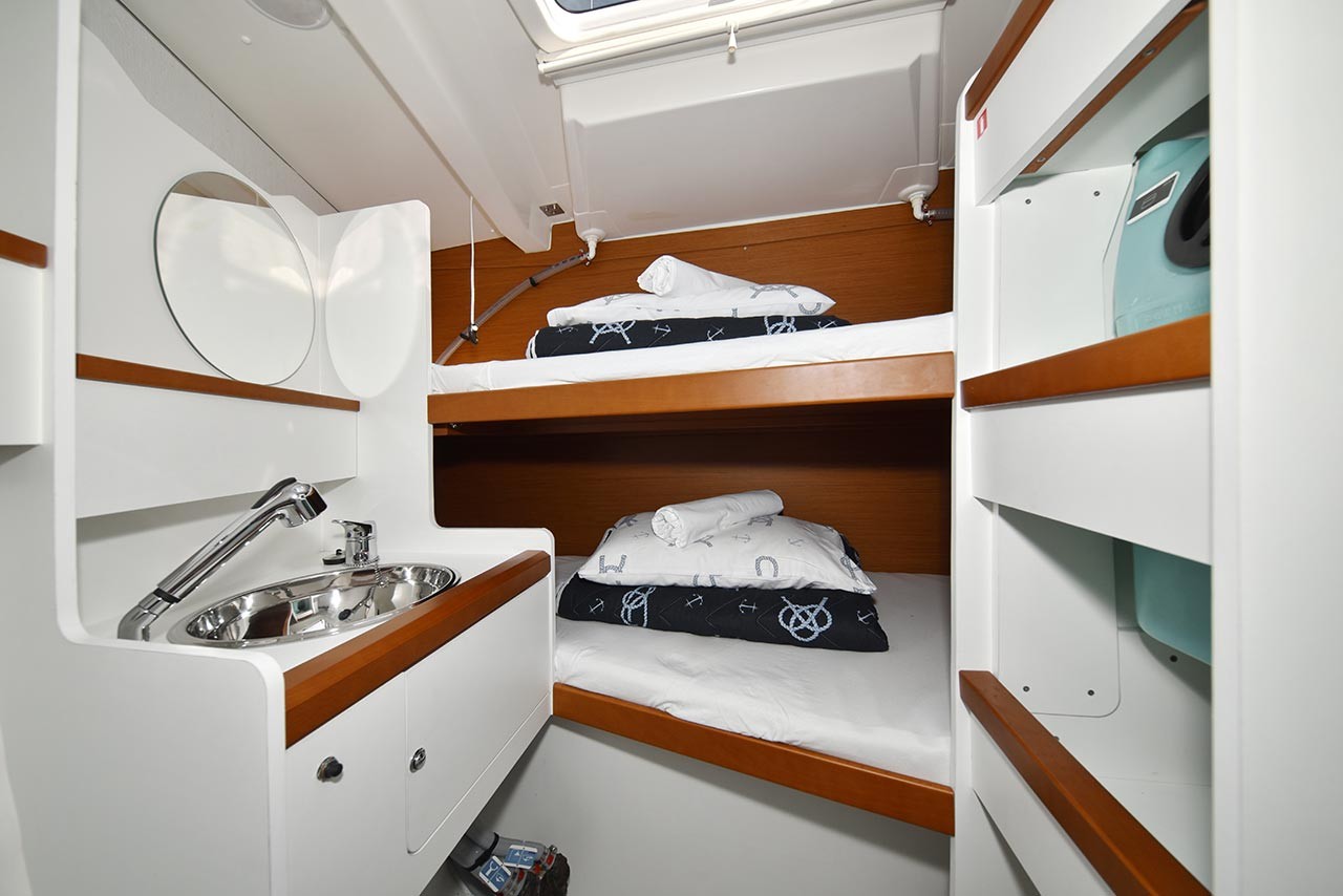 Jeanneau 54, Mary-Lu | Yacht Charter Croatia