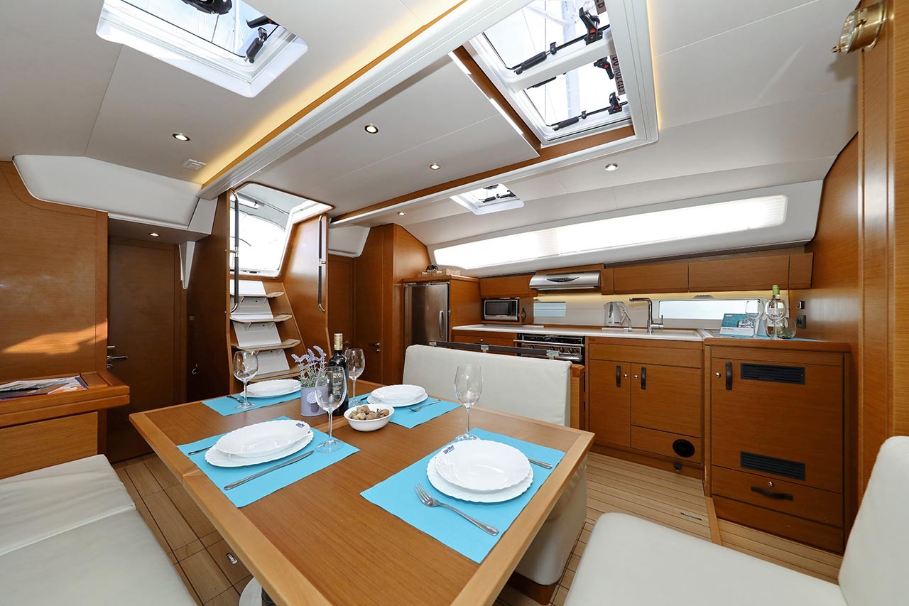 Jeanneau 54, Mary-Lu | Yacht Charter Croatia