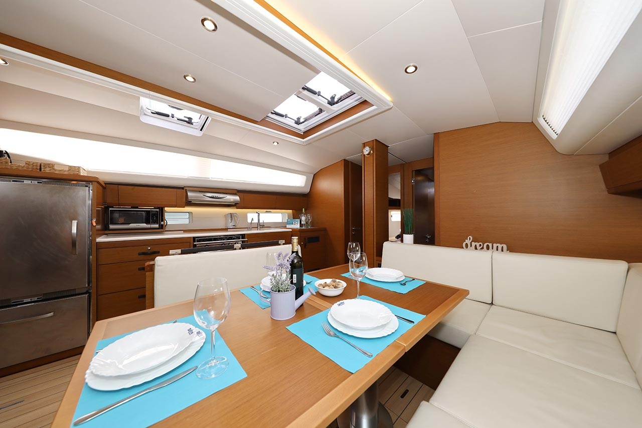 Jeanneau 54, Mary-Lu | Yacht Charter Croatia