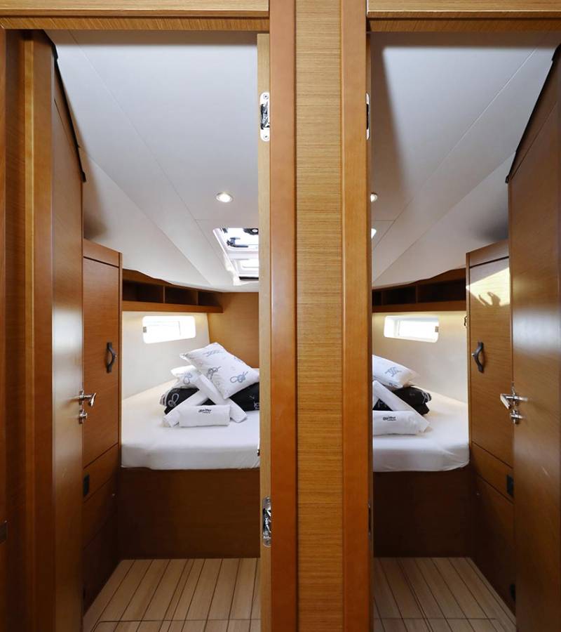 Jeanneau 54, Mary-Lu | Yacht Charter Croatia