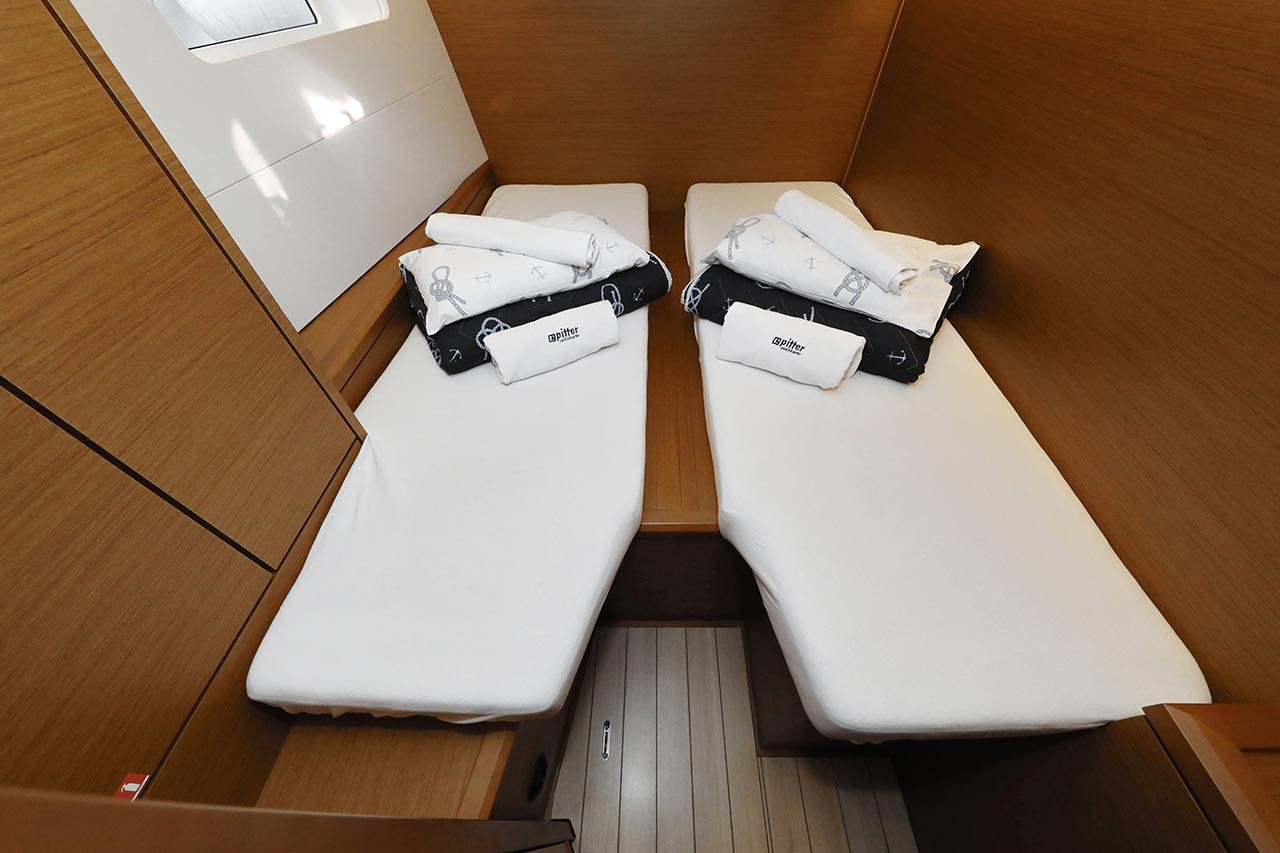 Jeanneau 54, Mary-Lu | Yacht Charter Croatia