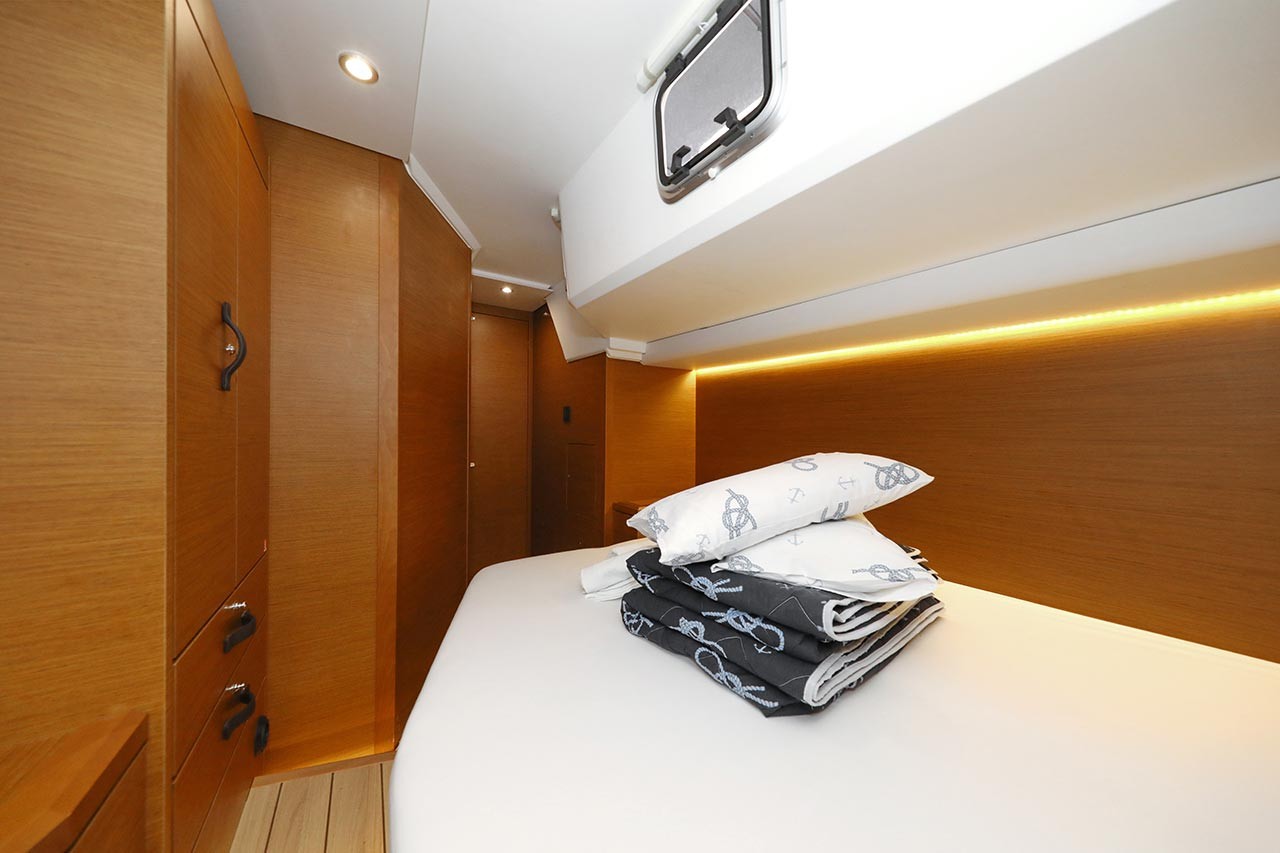 Jeanneau 54, Mary-Lu | Yacht Charter Croatia