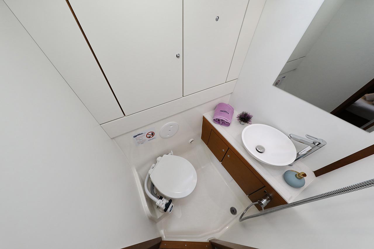 Jeanneau 54, Mary-Lu | Yacht Charter Croatia