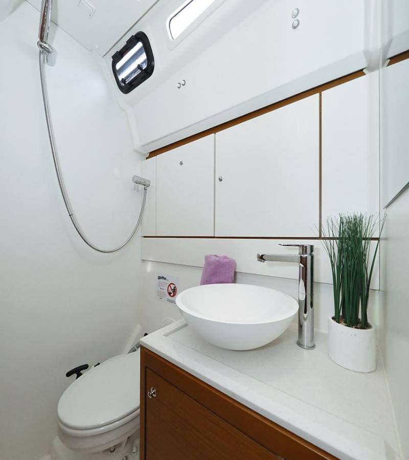 Jeanneau 54, Mary-Lu | Yacht Charter Croatia