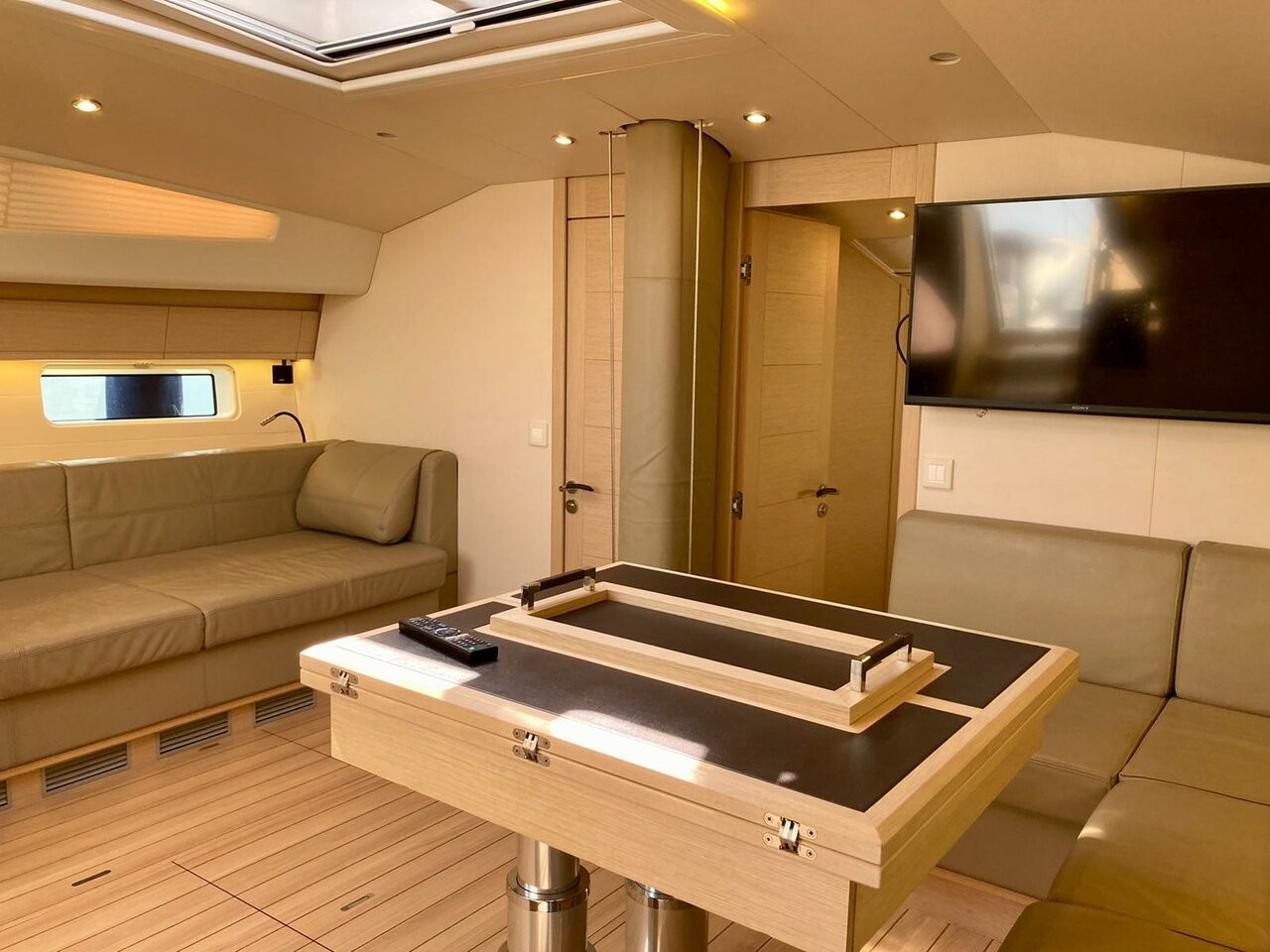 Jeanneau 64, Nada III | Yacht Charter Croatia