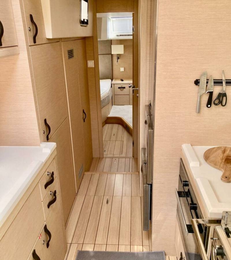 Jeanneau 64, Nada III | Yacht Charter Croatia