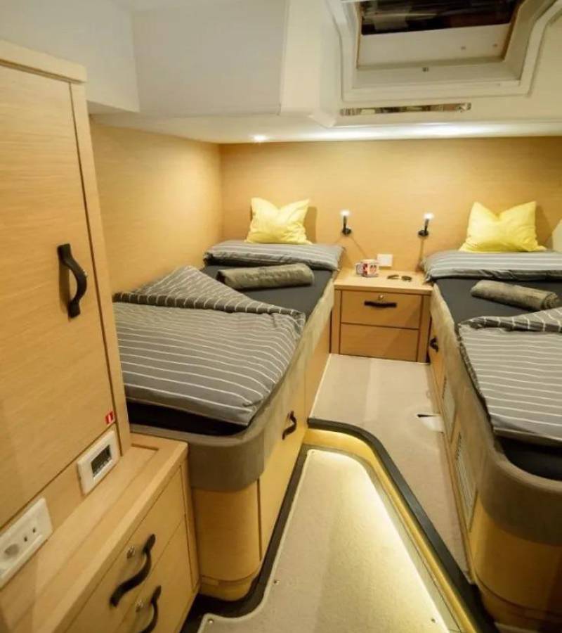 Jeanneau 64, Aria | Yacht Charter Croatia