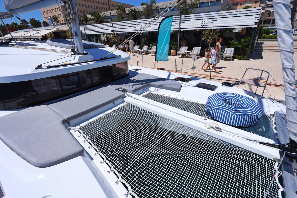 Lagoon 38, Furia | Yacht Charter Croatia