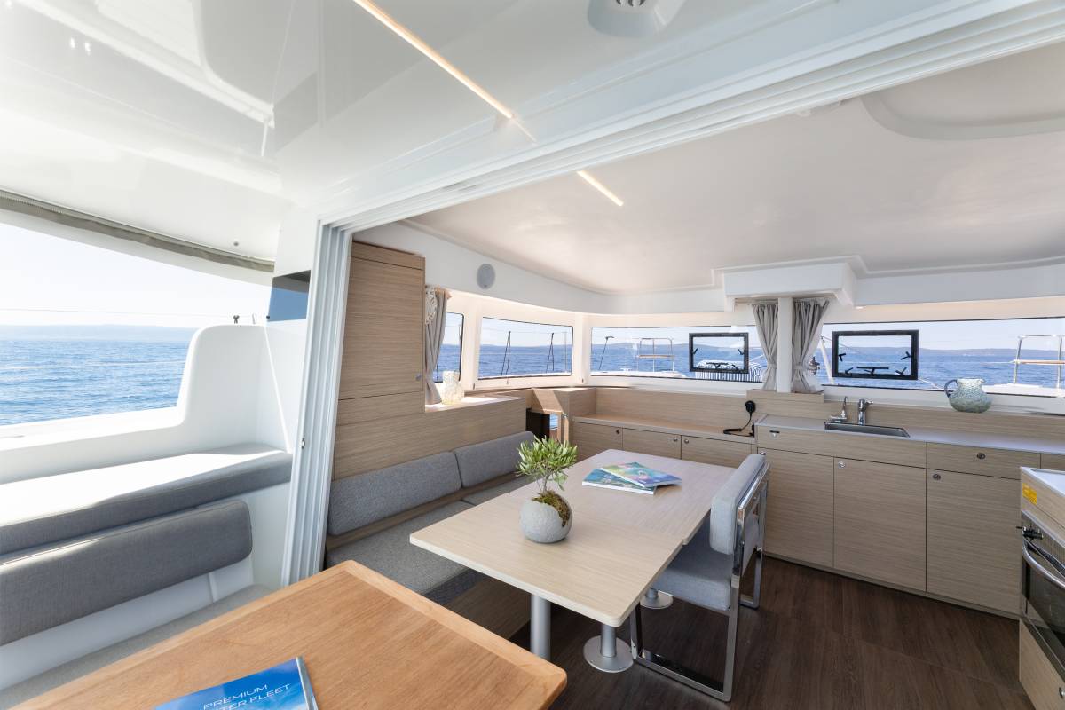 Lagoon 38, Furia | Yacht Charter Croatia