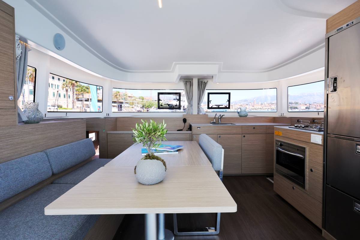 Lagoon 38, Furia | Yacht Charter Croatia