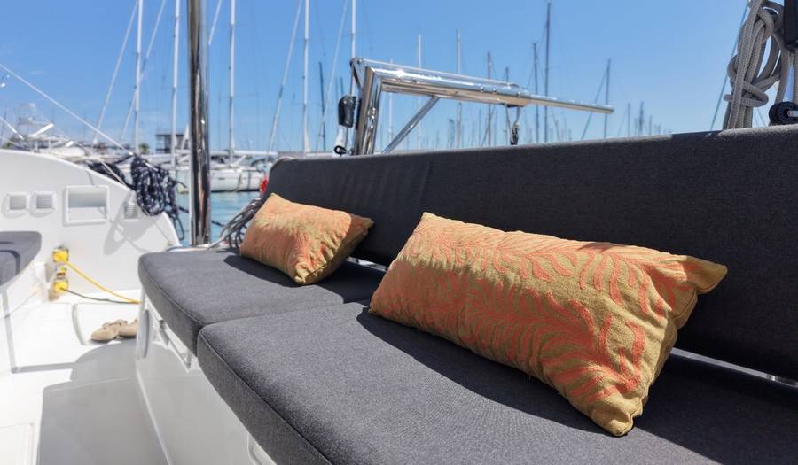 Lagoon 38, New 4 | Yacht Charter Croatia
