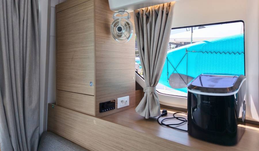 Lagoon 38, New 4 | Yacht Charter Croatia