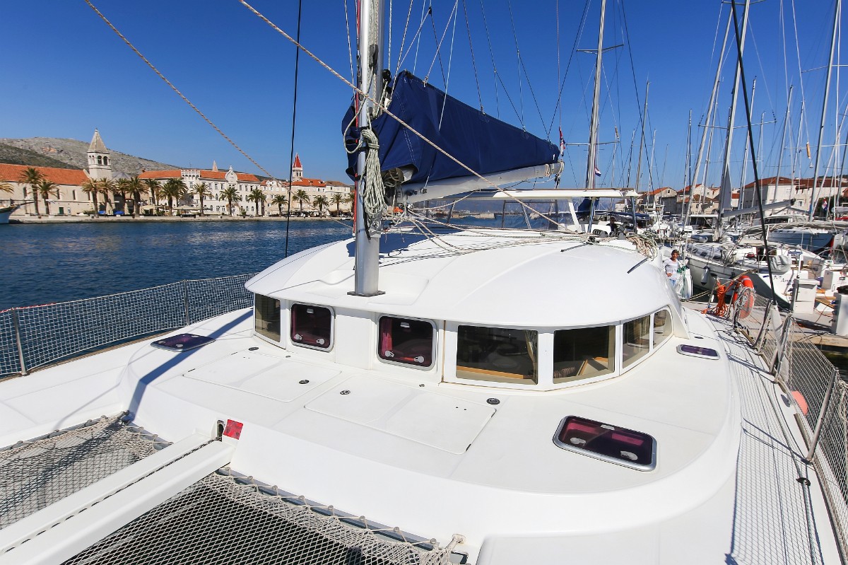 Lagoon 380 S2, Phoenix | Yacht Charter Croatia