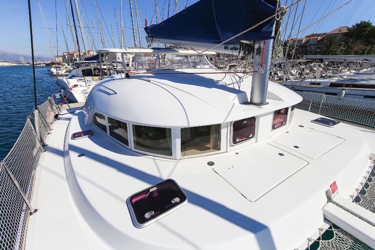 Lagoon 380 S2, Phoenix | Yacht Charter Croatia
