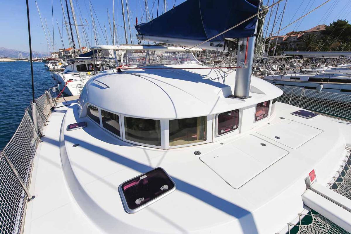 Lagoon 380 S2, Phoenix | Yacht Charter Croatia