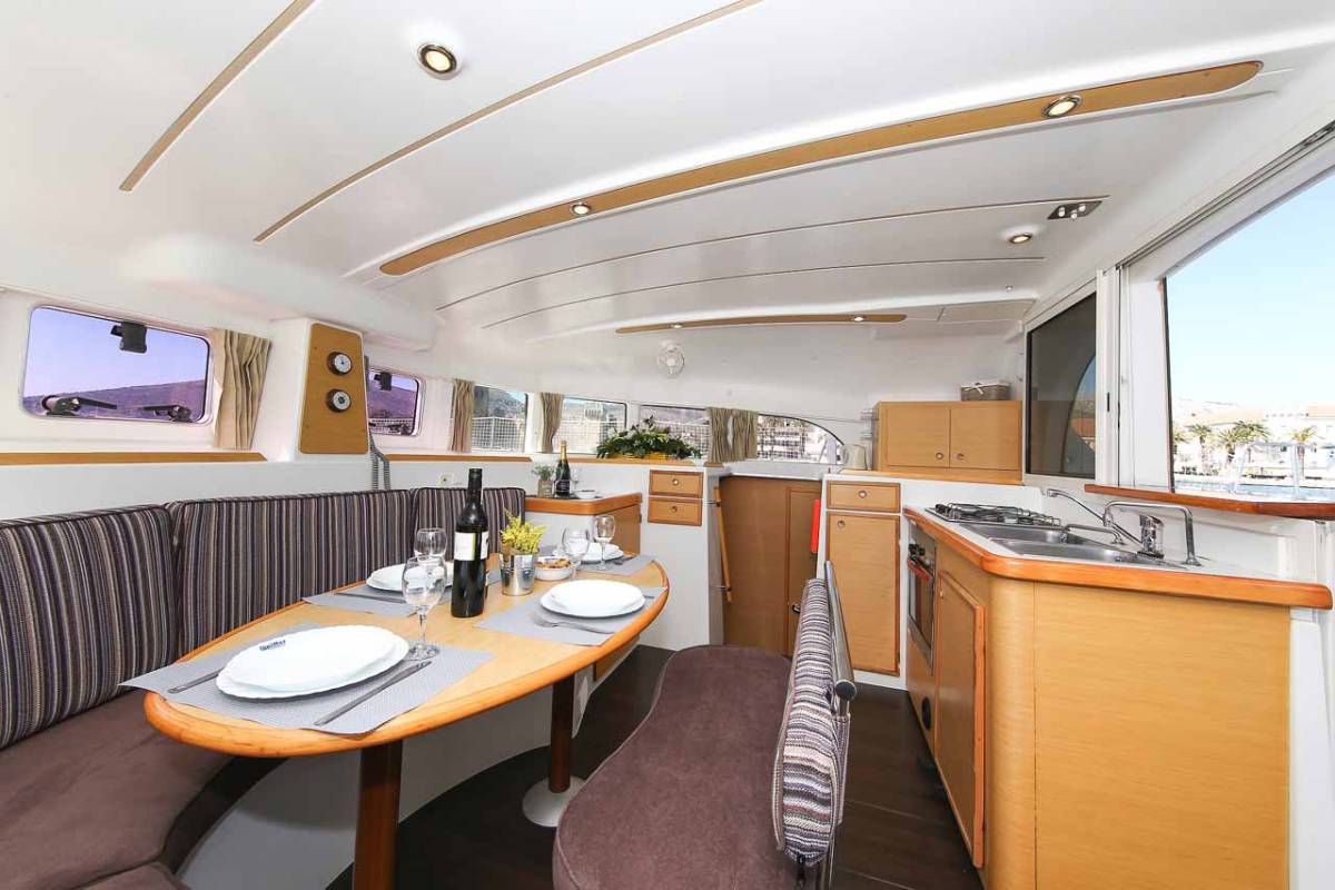 Lagoon 380 S2, Phoenix | Yacht Charter Croatia