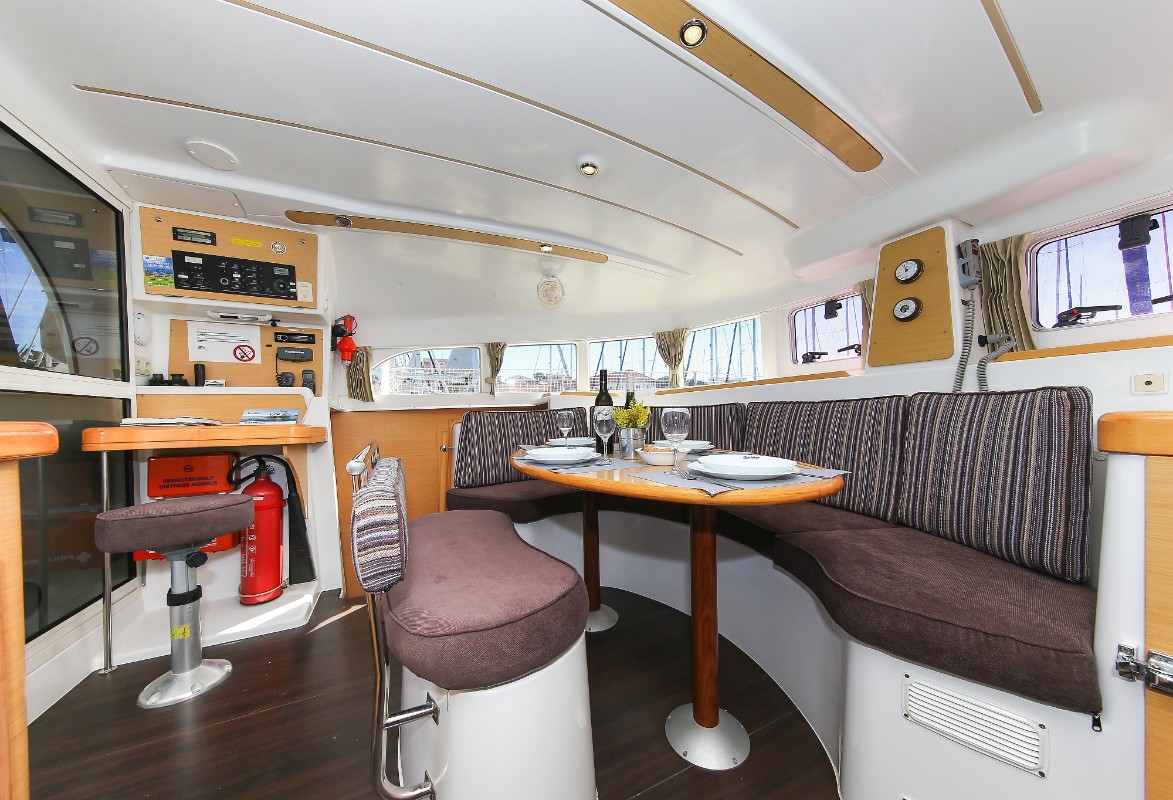 Lagoon 380 S2, Phoenix | Yacht Charter Croatia