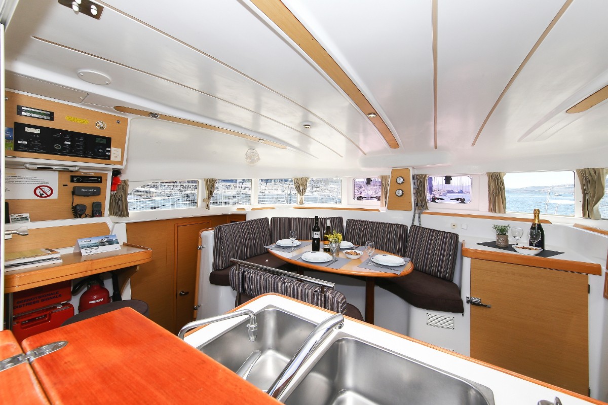 Lagoon 380 S2, Phoenix | Yacht Charter Croatia
