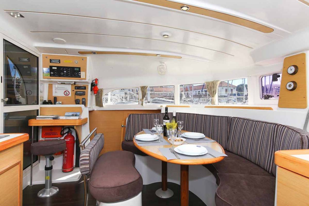 Lagoon 380 S2, Phoenix | Yacht Charter Croatia