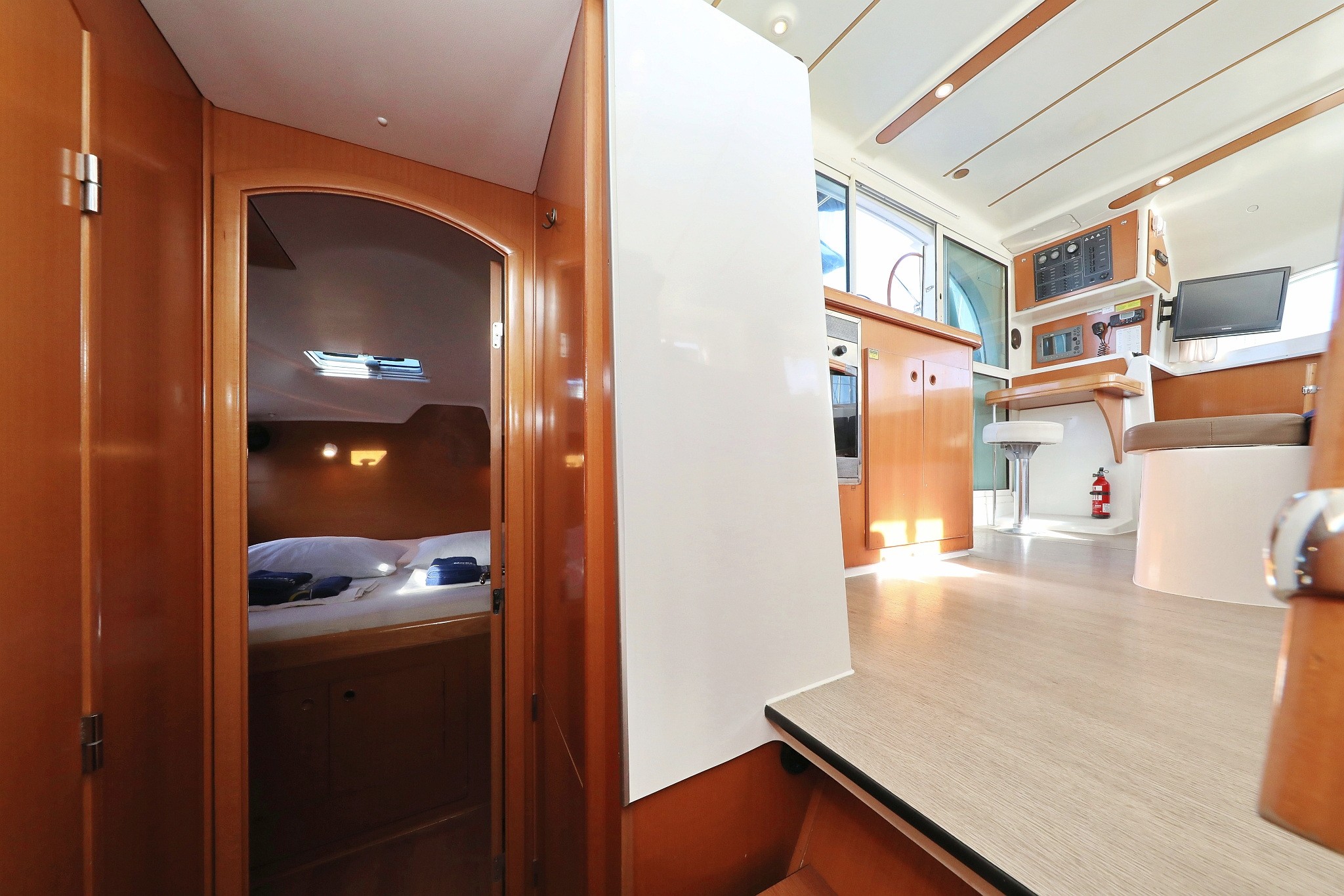 Lagoon 380 S2, Love Song | Yacht Charter Croatia